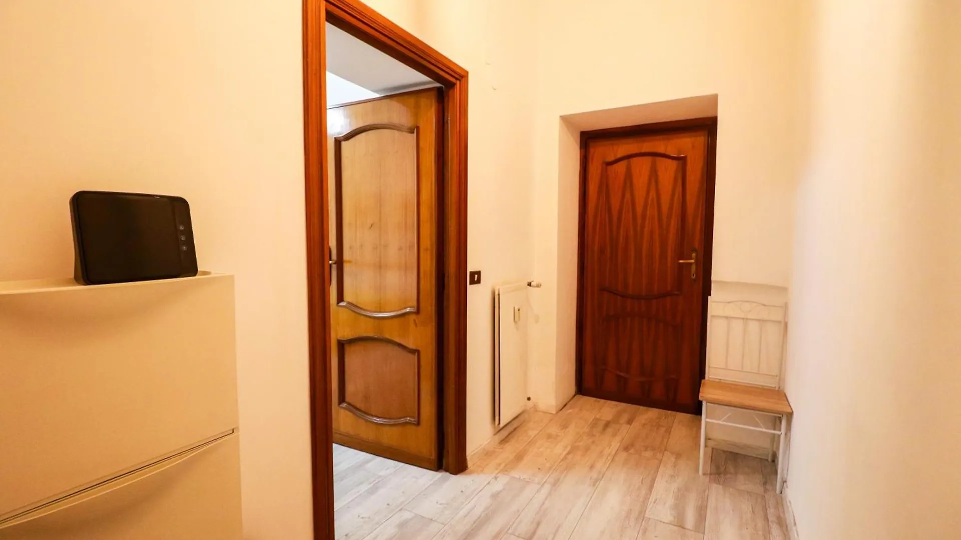 Casa Angelina - Appartamento Zona Sangiovanni Rom 0*,  Italien